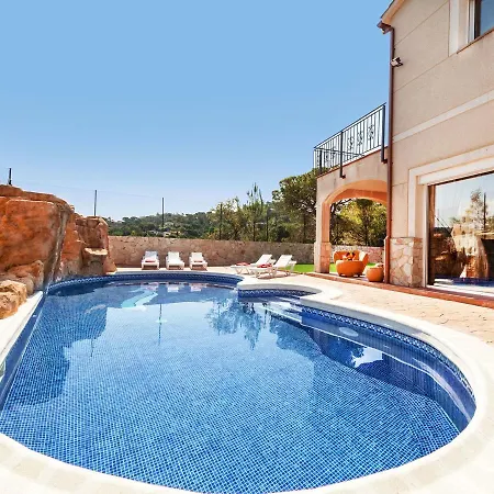 Holiday Oasis